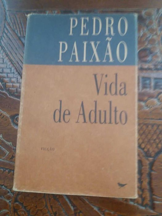 Livros Antigos de Vários Autores  conhecidos por 1,5 euros