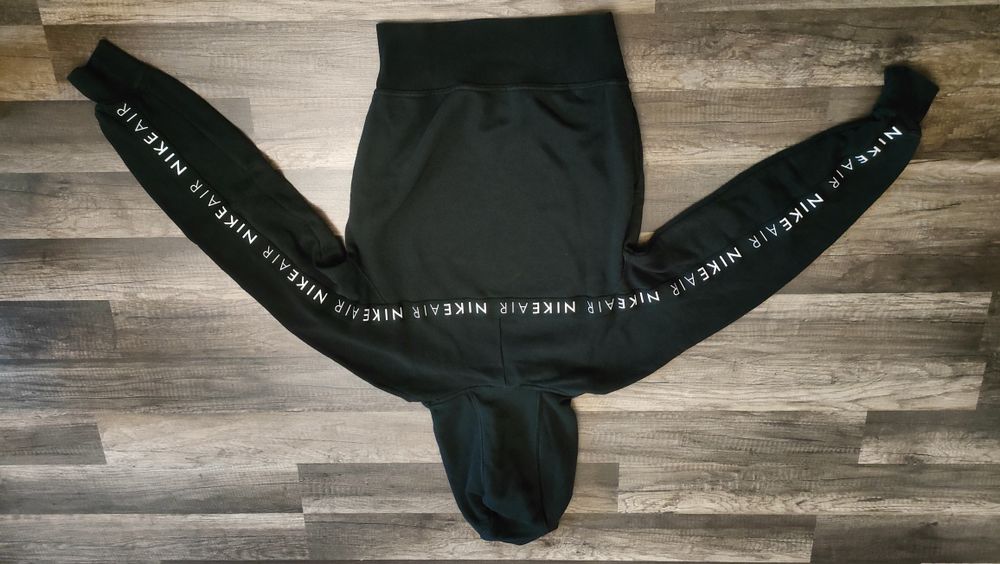 świetna bluza z kapturem Nike Air
