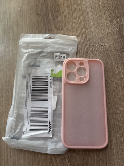 Etui na iphone 14 pro