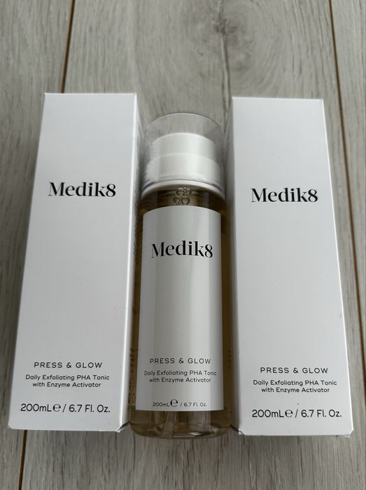 Тонік для обличчя Medik8 PRESS & GLOW