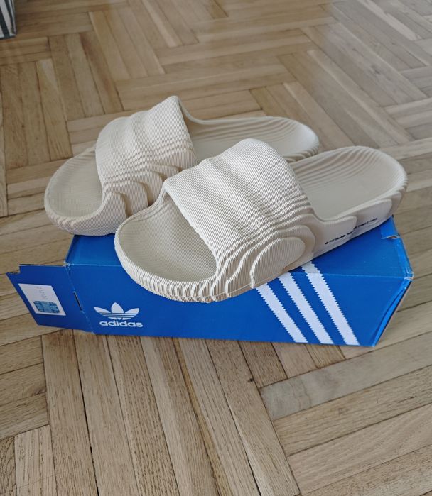 Klapki adidas adilette 22 slide r.42/43