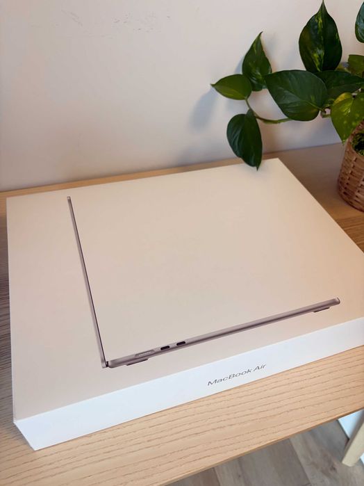MacBook Air 15'' M4 16GB RAM 256GB nowy w opakowaniu