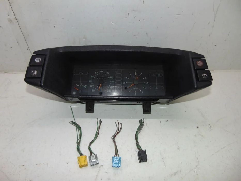 Citroen BX 14 conta kilómetros/Caixa