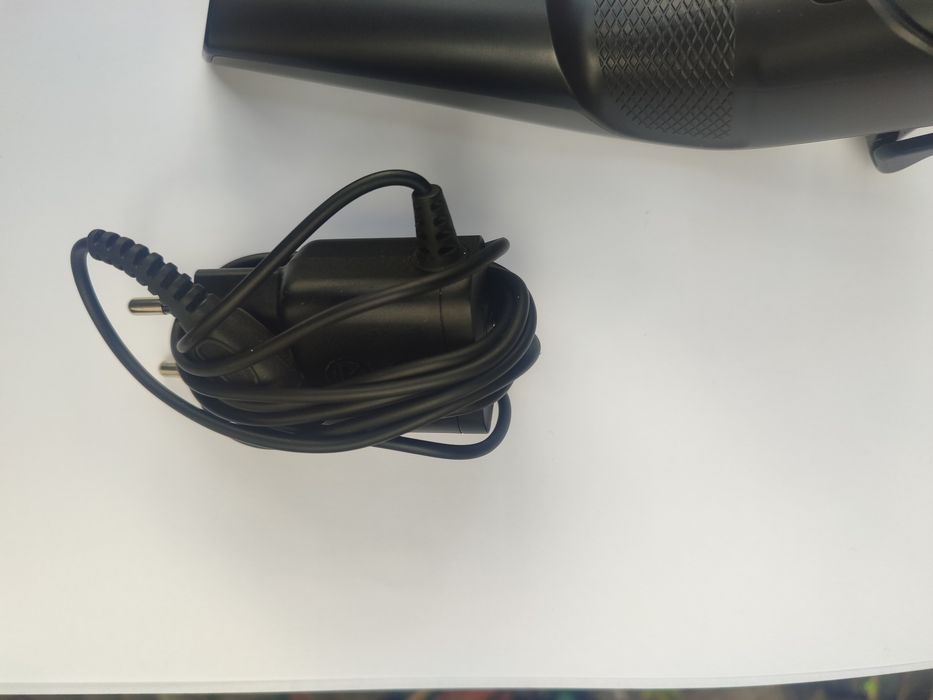 Продам машинку для стрижки Philips HC3520