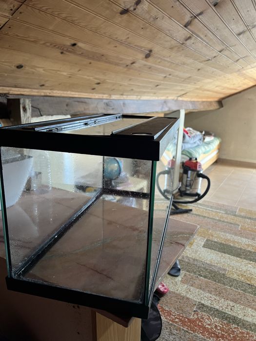 Aquario de 30L  de capacidade