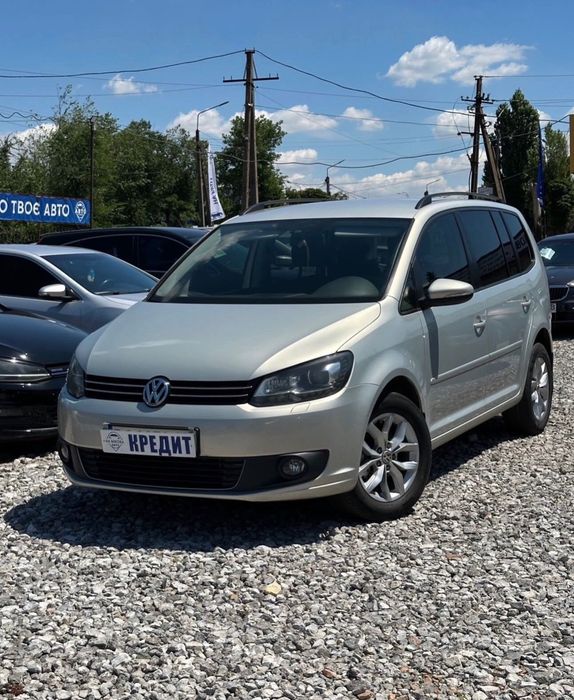Продам Volkswagen Touran 2012 рік можлива розстрочка, кредит!