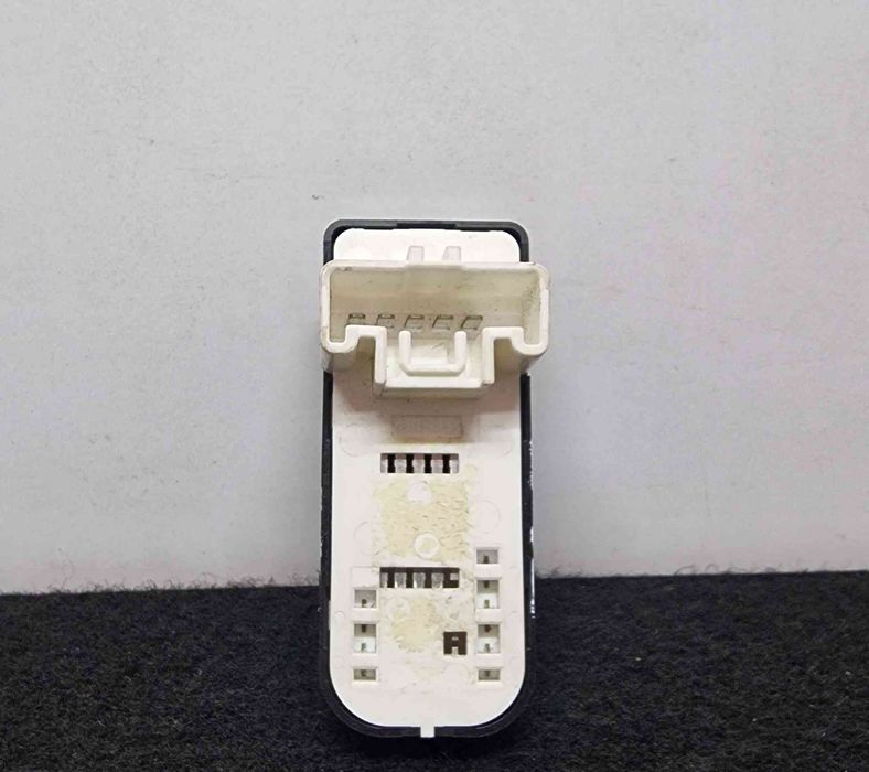Comando / Botão / Interruptor Vidros Trás Esquerdo - MAZDA CX-3