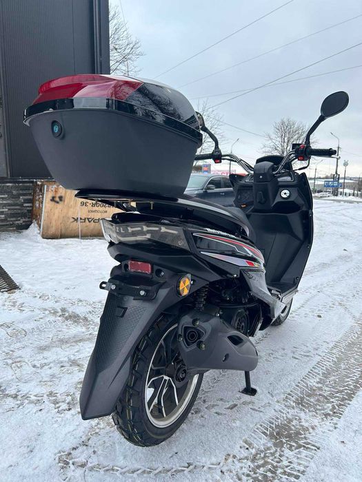 Скутер SPARK SP150S-18