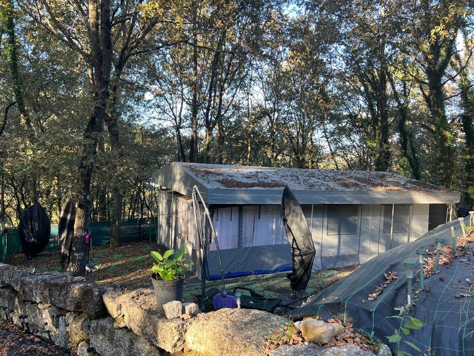 Caravana Fixa em Parque campismo( unica)