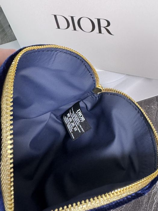 Велюрова косметичка Dior