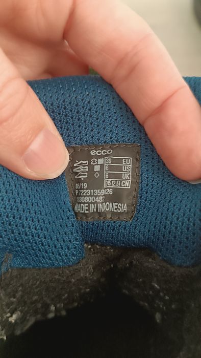 Зимові ботінки фірми Ecco 39