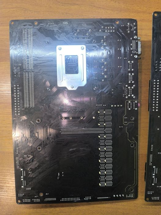 Материнська плата AsRock H110 Pro BTC+