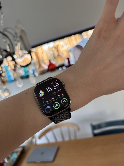 Apple Watch 11 Space Gray jak nowy! Pasek S/M gumowy czarny.