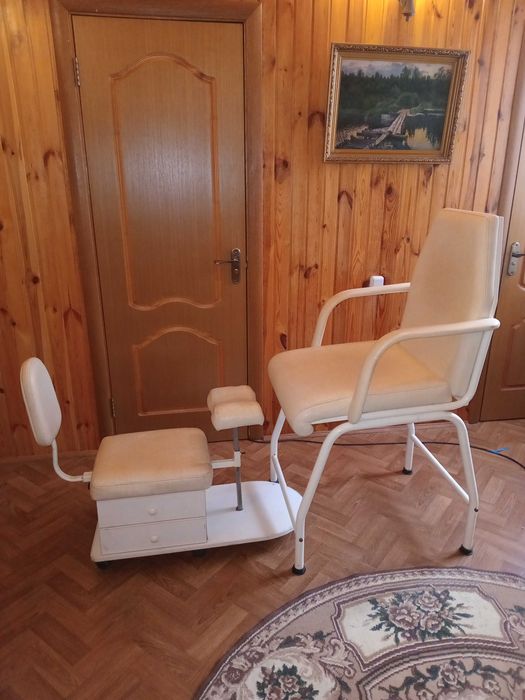 Педикюрное кресло