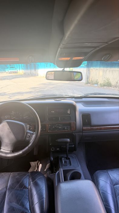 Jeep Grand Cherokee Limited 5.2 V8