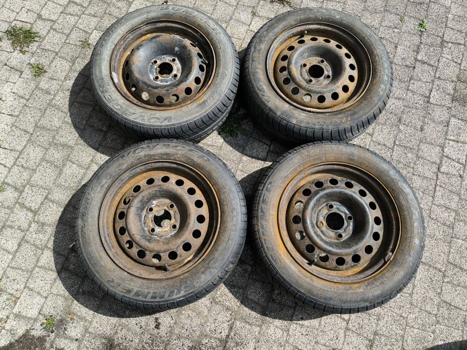 Komplet opon Voyager Summer (Goodyear) Letnie 175/65R14  felgi stalowe od Renault Thalia