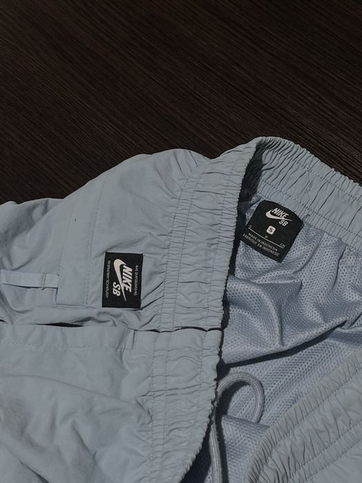 Нейлонові штани nike