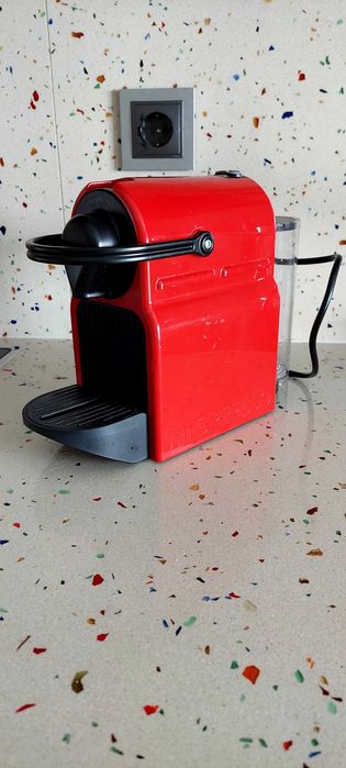 Vendo Máquina Nespresso Inissia Krups - Para Reparação - Novo Preço
