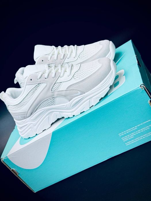 Новая коллекция женские кроссовки nike белые кожаные красовки найк
