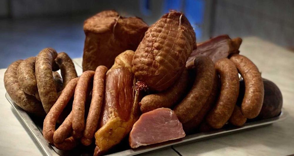 Swojskie wyroby wędliniarskie