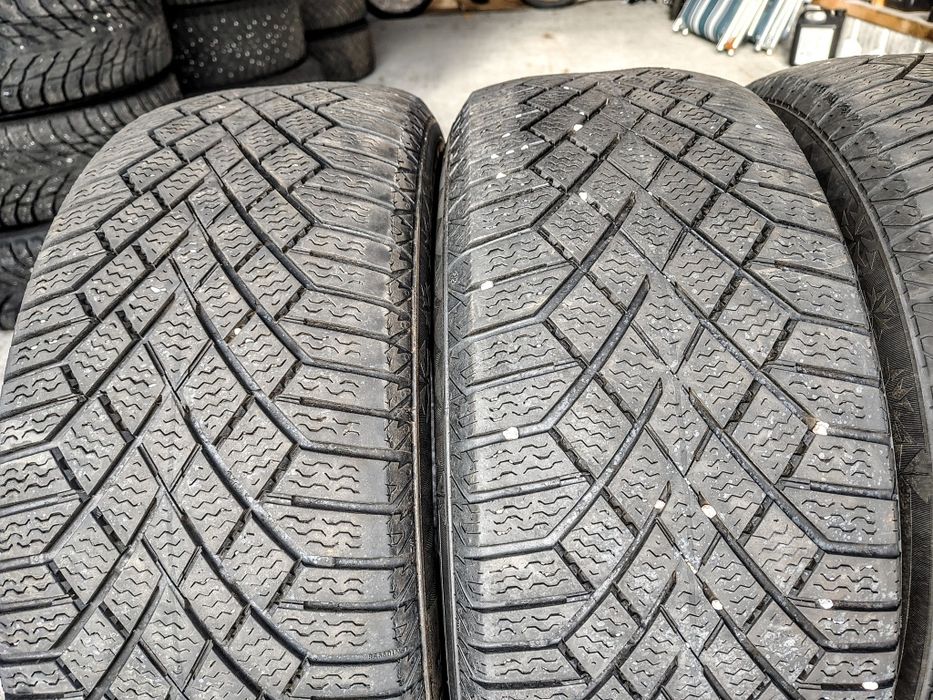 Шини Continental VikingContact 7 215/60 R16 99T XL (4шт)