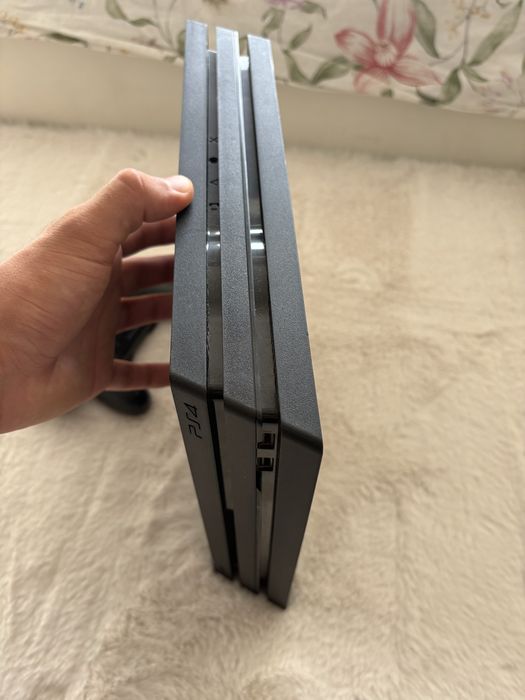 ps4 pro 1tb como nova
