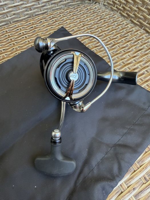 Daiwa 24 Luvias PS LT2500-H