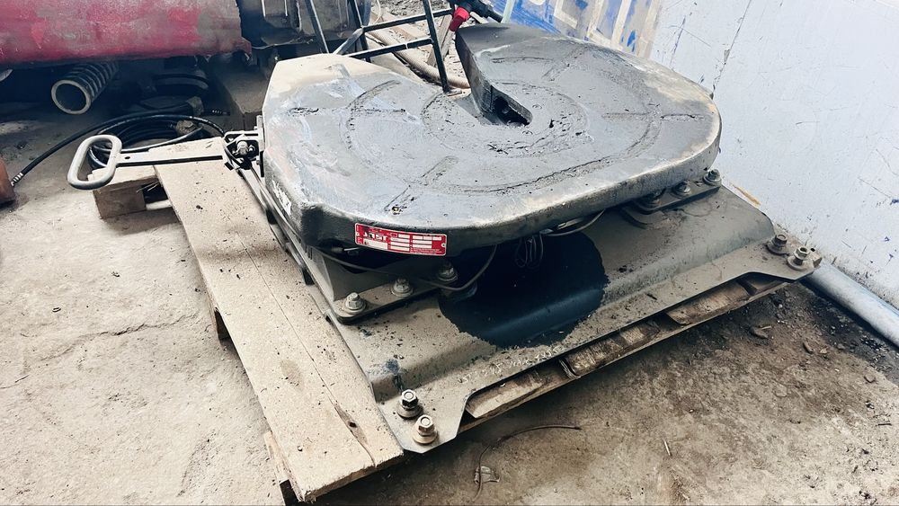 Продам сідло Jsk 38C