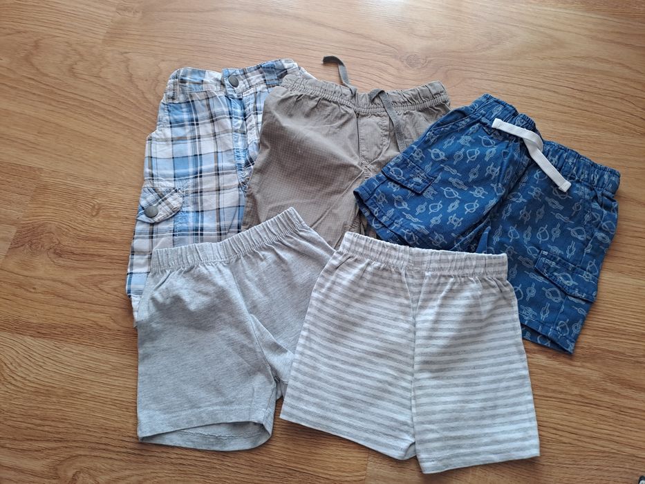 Zestaw ubrań chłopięcych 74