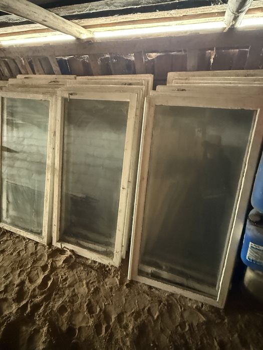 Okna drewniane szyby, małe i duże