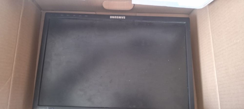 Монітор самсунг 19 діагональ