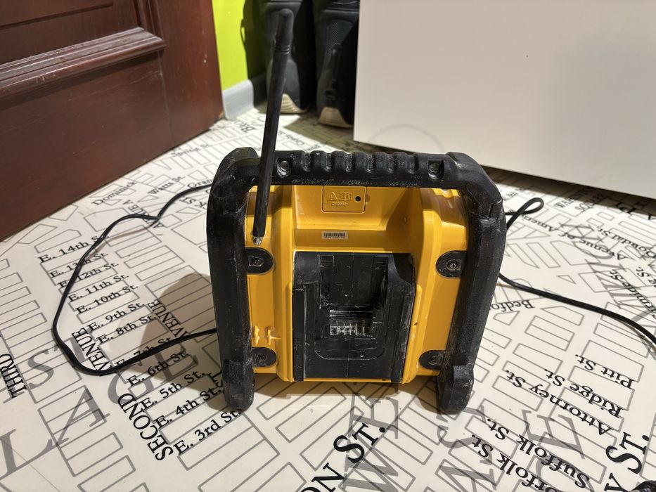 Radio budowlane dewalt