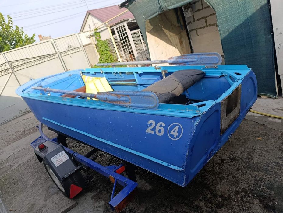 Продам лодку Казанка - реданка