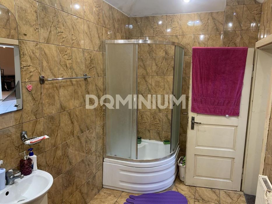 Комфортний будинок для життя і бізнесу у Виноградові