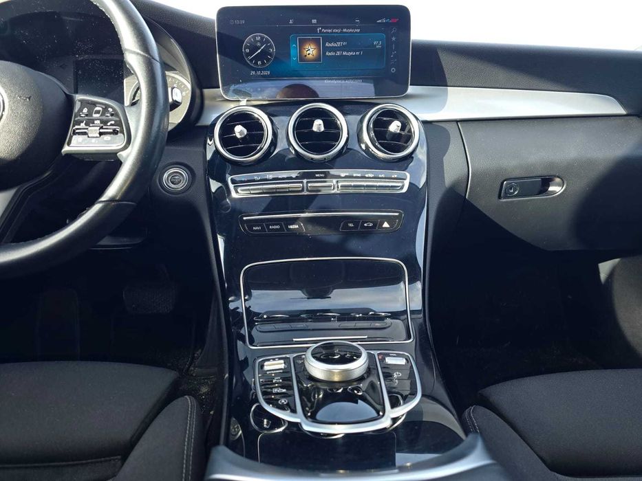 Mercedes-Benz Klasa C 180 9G-TRONIC