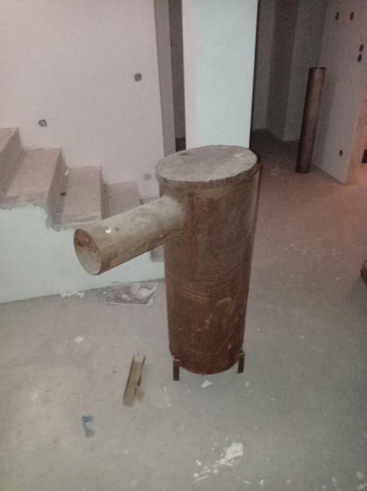 Piec trociok z rurami