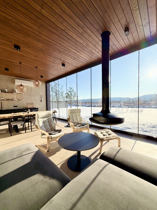 Будинок 364 м² з виходом на воду,басейн Романків Новообухівська траса