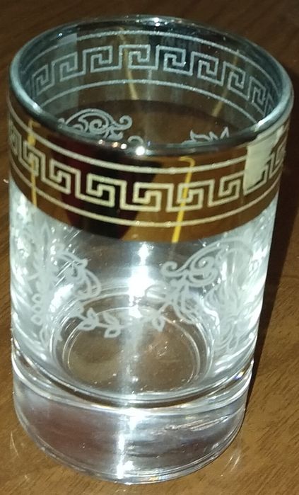 Стопки для водки.