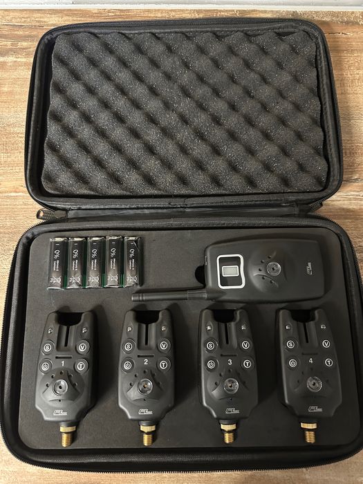 Zestaw sygnalizatorów brań z centralką FL