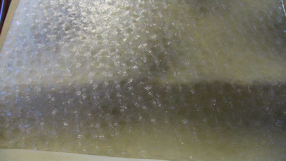 Стекло узорчатое 46,5 х 63 см. 4мм