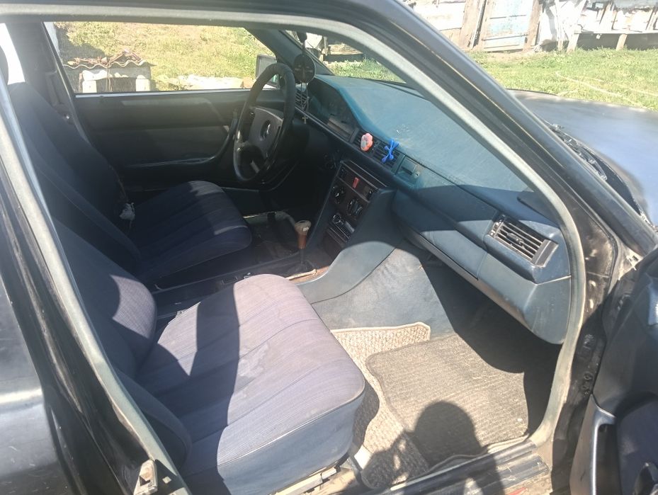 Продам мерседес 124