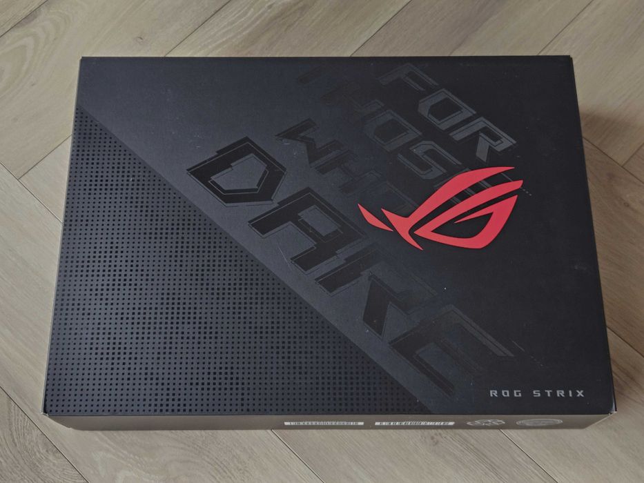 ASUS ROG Strix Scar 15 G533QR RTX3070 Ryzen7 16GB 1TB