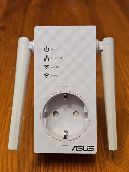 Wzmacniacz sygnału repeter Wi-Fi AC750 Dual-Band Asus RP-AC53