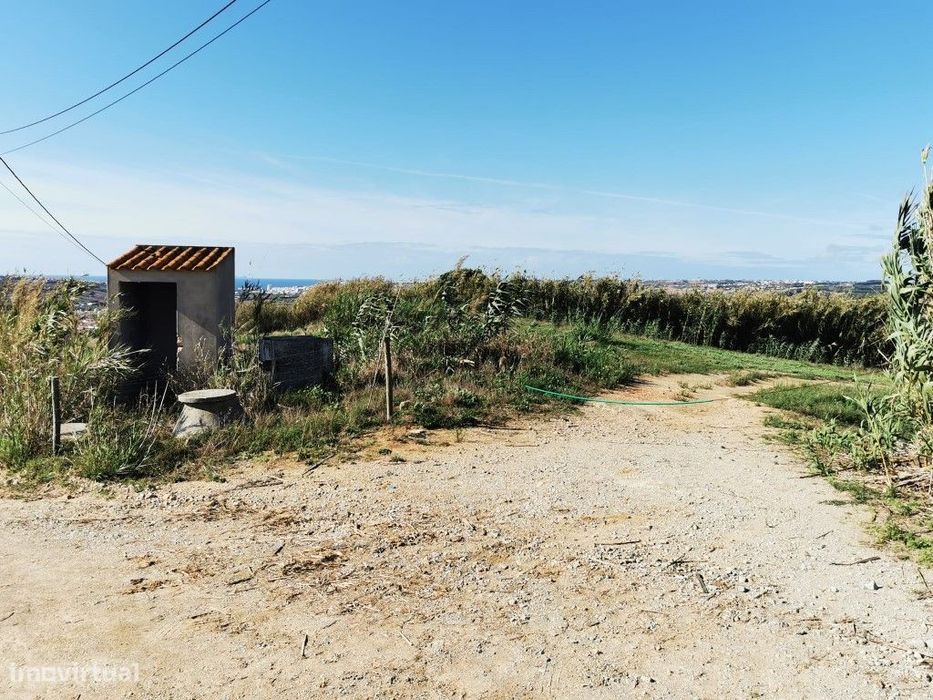 Terreno com amplas vistas para um projeto turístico!