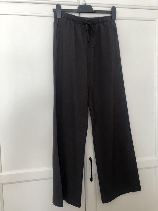 Штани stradivarius s