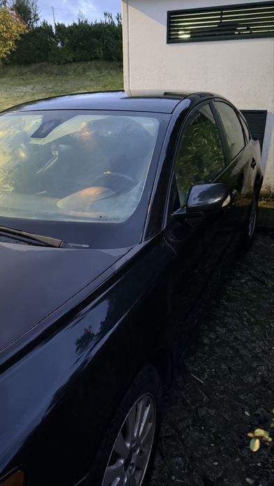 Volvo S40 | Ano 2006 | Preto | Para venda no estado em que se encontra