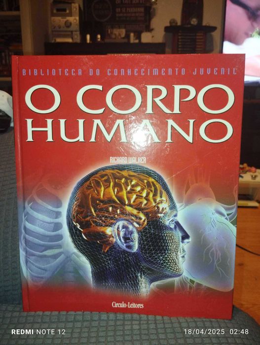 Livro: O Corpo Humano - Richard Walker
