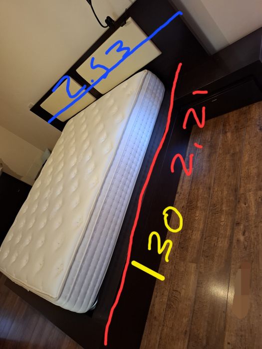 Cama de casal de madeira  sem colchão