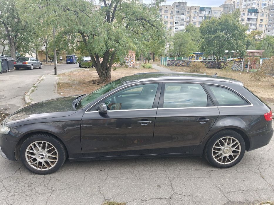 Audi A4 B8 2010, 2.0