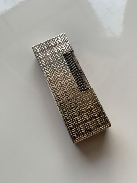 Продам зажигалку